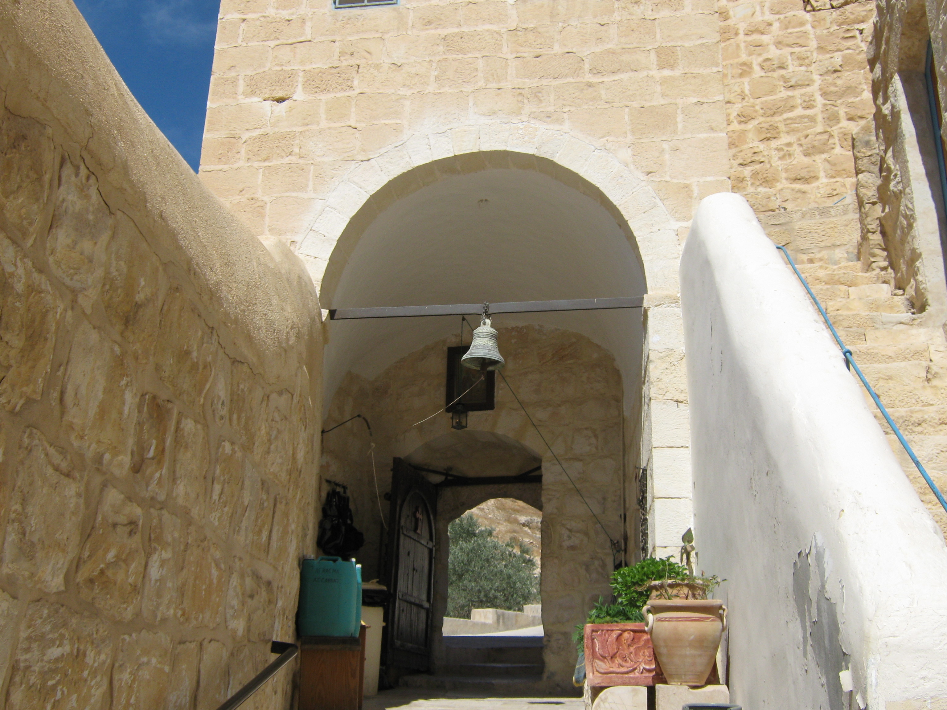الدير من اقدم الأديرة في العالم