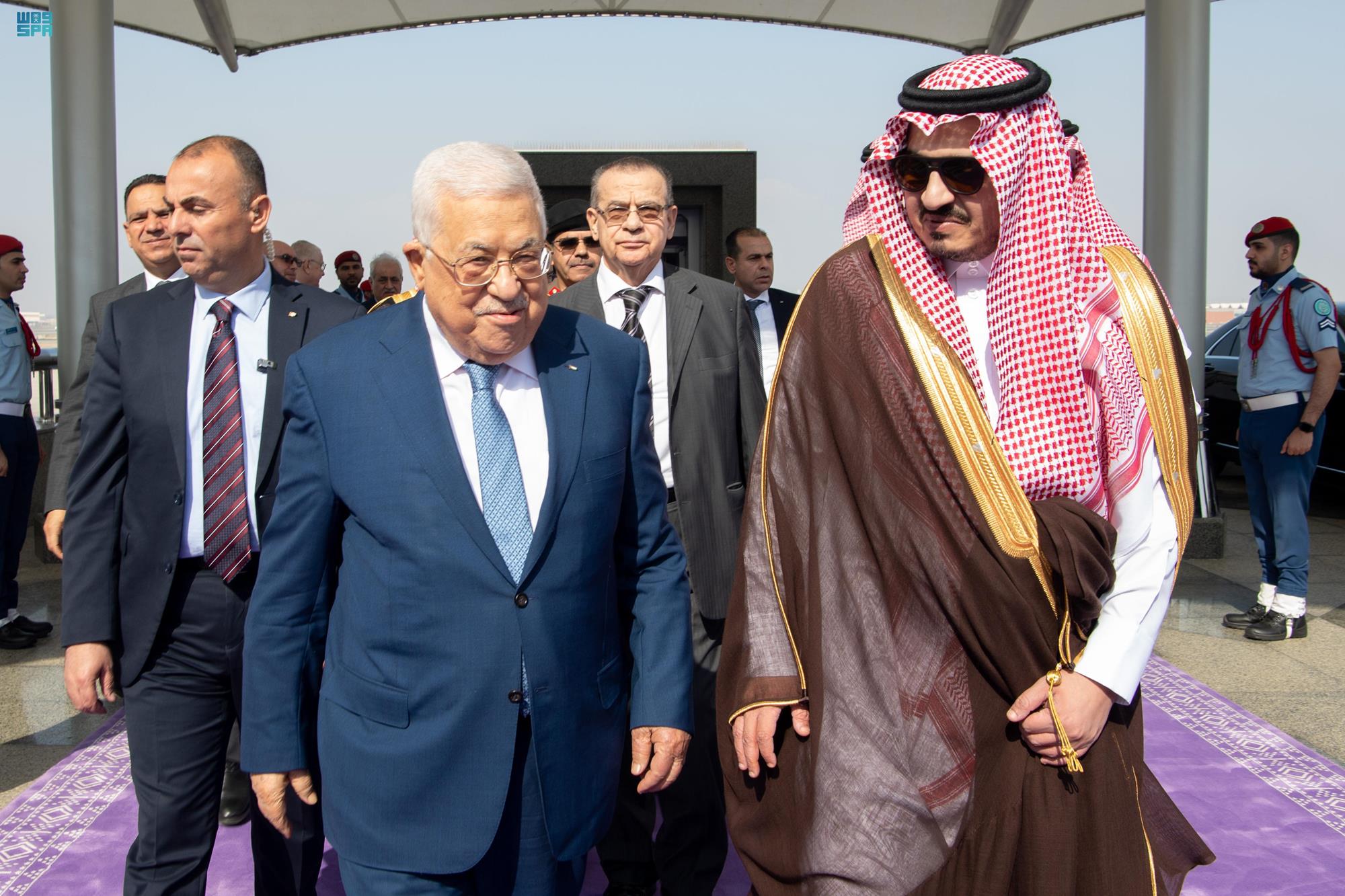 الرئيس محمود عباس وصل السعودية ظهر اليوم