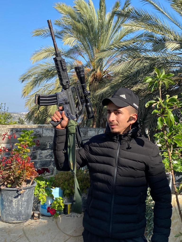 سفيان عدنان الفاخوري (26 عامًا)، اغتالته قوة إسرائيلية خاصة في بلدته جبع جنوب جنين يوم 9 آذار.