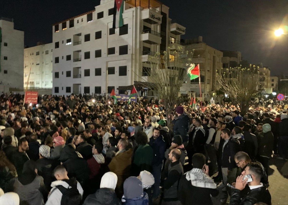 مظاهرة في عمان قرب السفارة الإسرائيلية | الأناضول