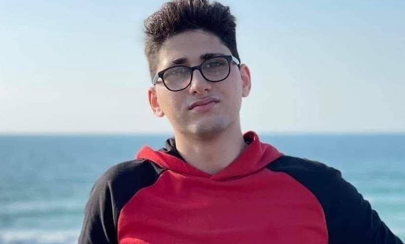 يزن عمر خصيب (23 عامًا)، من قرية قفين بطولكرم، طالب في جامعة بيرزيت، يقطن في رام الله، قتله جنود الاحتلال عند حاجز بيت آيل العسكري شمال البيرة مساء 17 آذار.