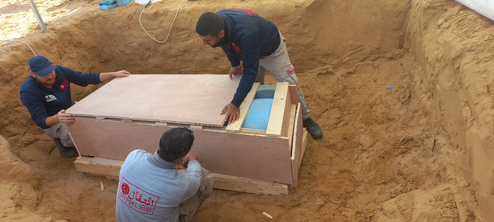 اكتشاف تابوت رصاصي في المقبرة الرومانية شمال غزة