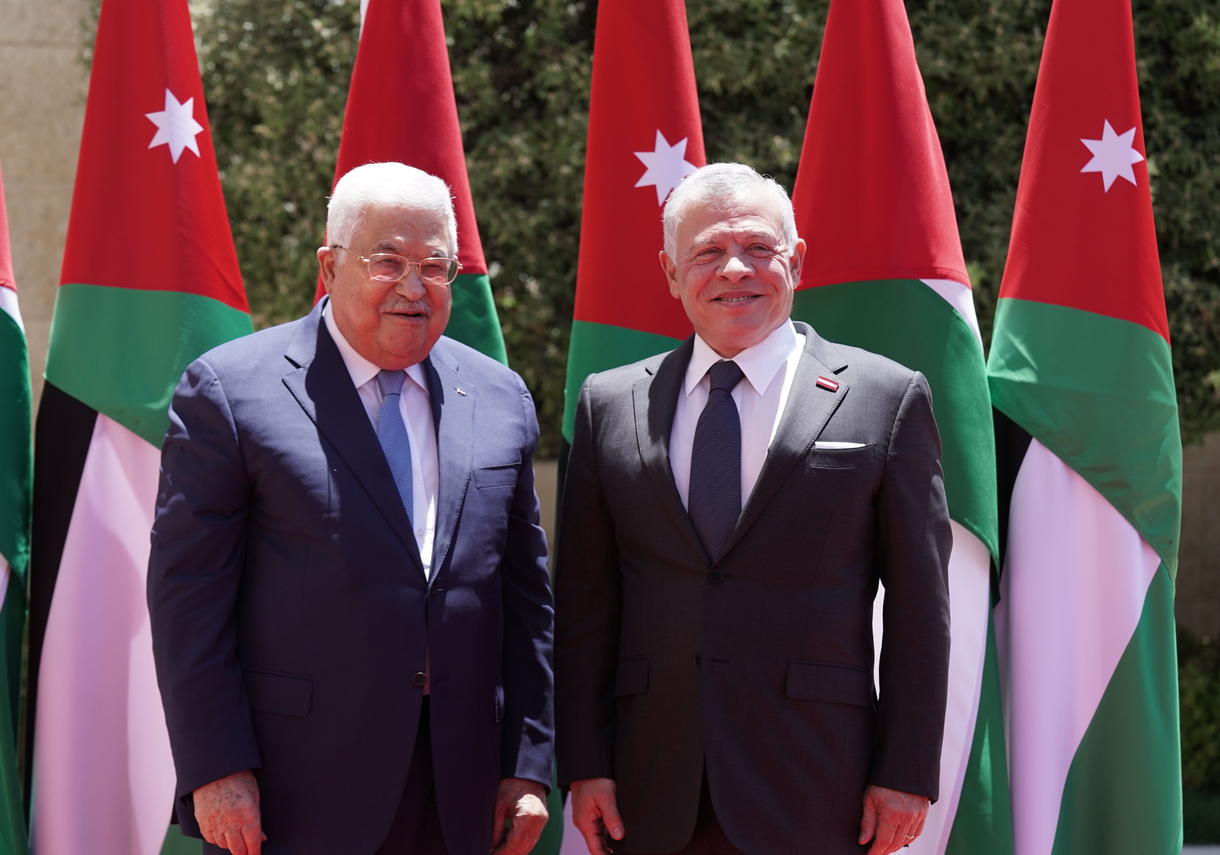 لقاء الرئيس الفلسطيني بالملك الأردني في قصر الحسينية