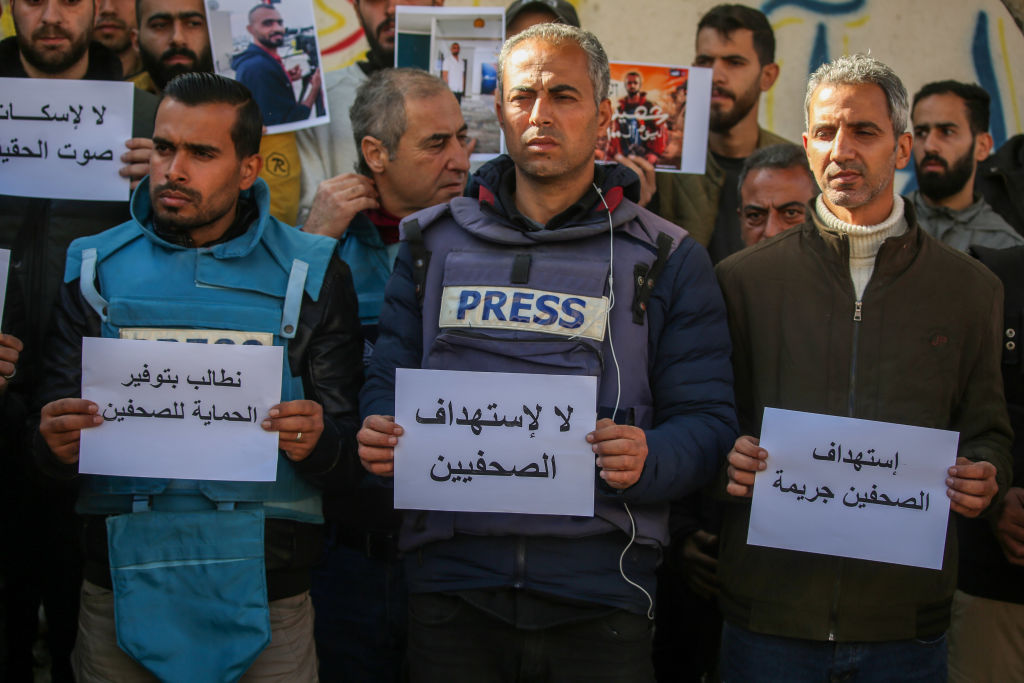 صحفيون غزة خلال اعتصام للفت الانتباه إلى استهدافهم على يد جيش الاحتلال  15 يناير 2024