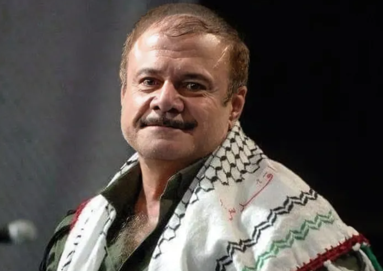 حسين المنذر قائد فرقة العاشقين التي غنت للثورة الفلسطينية