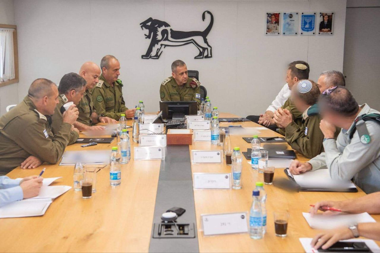 رئيس أركان جيش الاحتلال أفيف كوخافي خلال جلسة تقييم موقف