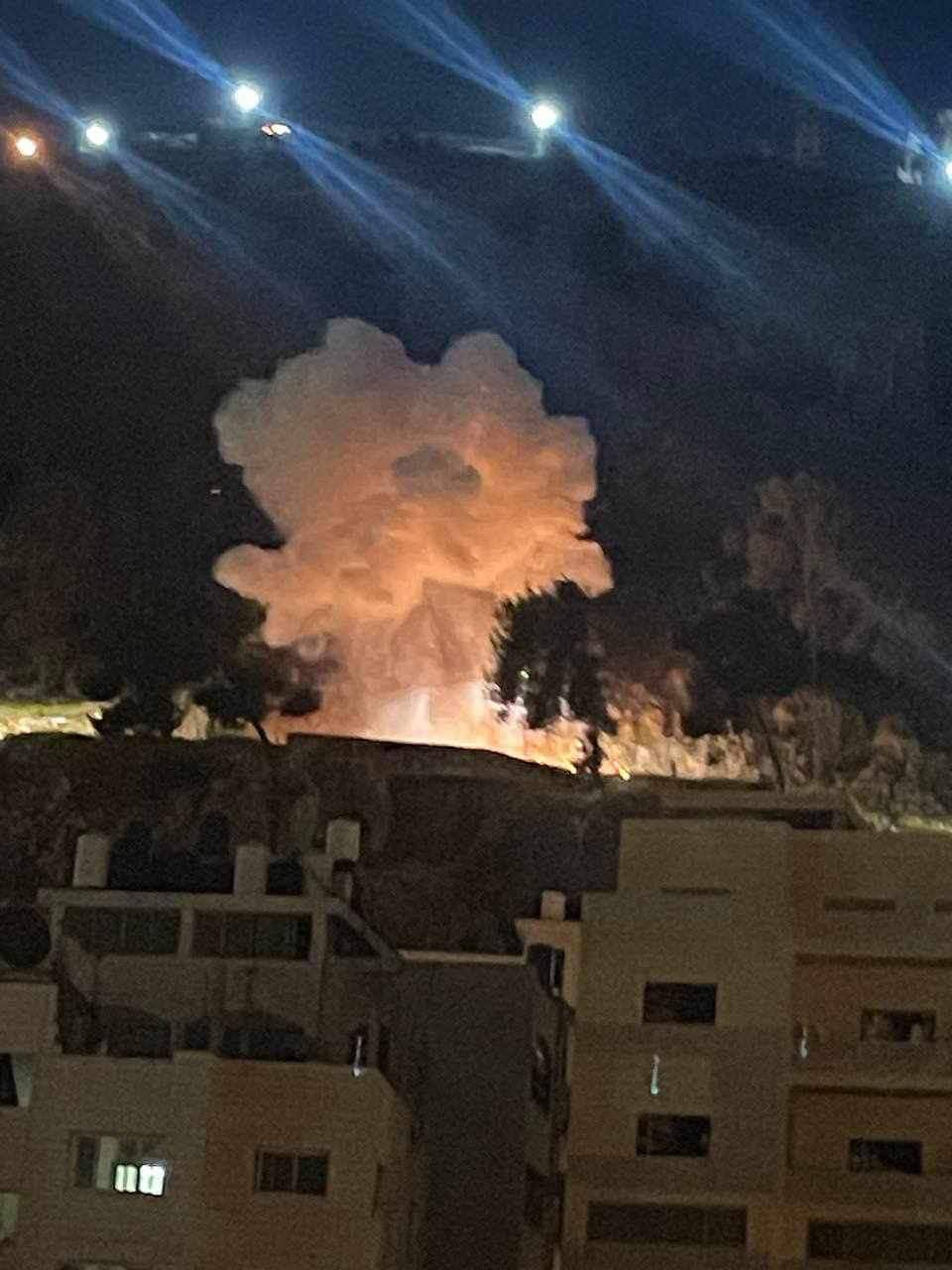 لحظة تفجير عبوة ناسفة في جنود الاحتلال شرق نابلس