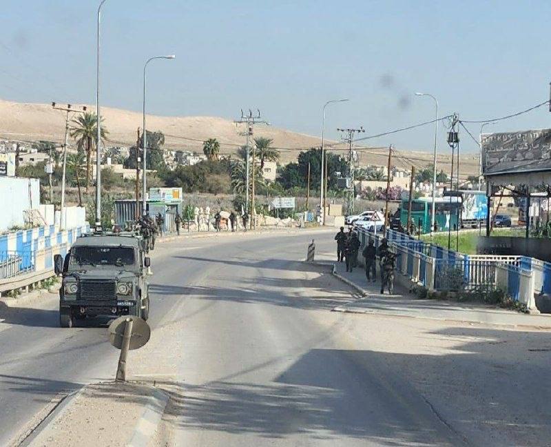 استنفار قوات الاحتلال عند مداخل مدينة أريحا. 