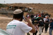 مستوطن تغطية شبكات الاتصالات الإسرائيلية الضفة الغربية
