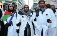أطباء يتظاهرون في برلين بألمانيا دعمًا لفلسطين وللمطالبة بوقف الحرب الإسرائيلية على غزة - Adam Berry/Getty Images