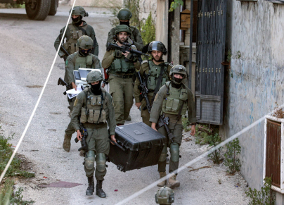 اعتقال جندي إسرائيلي بتهمة سرقة هاتف خلال نشاط في الخليل (gettyimages)
