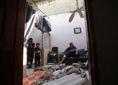 منزل فلسطينيّ تعرّض للقصف الإسرائيلي في مدينة غزة - Ahmed Zakot/ Getty 