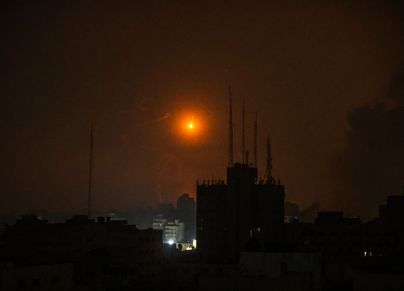 قطع الإنترنت والاتصالات عن قطاع غزة