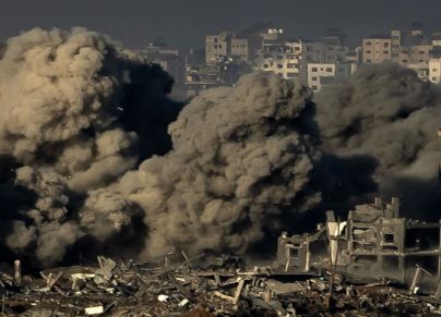 غارة عنيفة جدًا على غزة