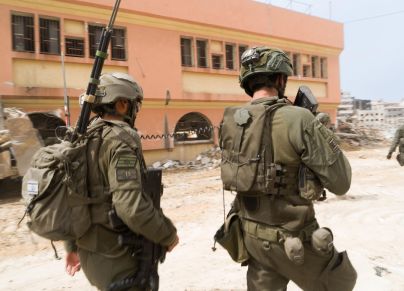 قرر جيش الاحتلال الإسرائيلي سحب الفرقة 98 العاملة في خانيونس جنوب قطاع غزة