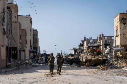إسرائيل قالت إن إنزال المساعدات جوًا لغزة، جرى بالتنسيق معها