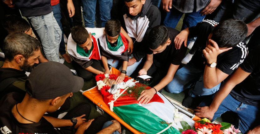 تشييع جثمان الفتى محمد نوري في مدينة البيرة - تصوير: بهاء نصر