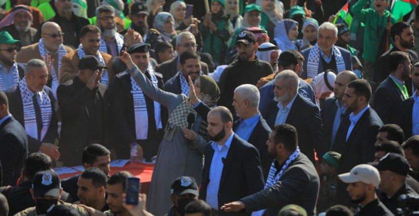 يحيى السنوار في احتفال ذكرى الانطلاقة في ساحة الكتيبة انطلاقة حماس