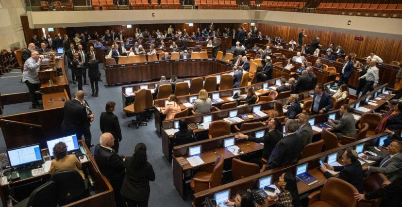 اللجنة الوزارية الإسرائيلية لشؤون التشريع صادقت على مقترح القانون رغم المعارضة التي أبدتها المستشارة القضائية للحكومة
