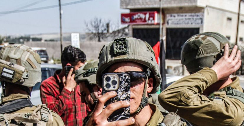 جنود الاحتلال في بلدة حوارة جنوب نابلس - Nasser Ishtayeh/ Getty Images
