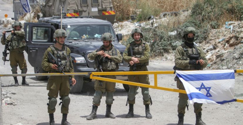 جنود على مدخل مستوطنة حومش -  Nasser Ishtayeh/ Getty Images