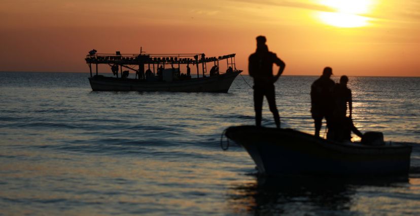 صيادون في بحر غزة - getty 