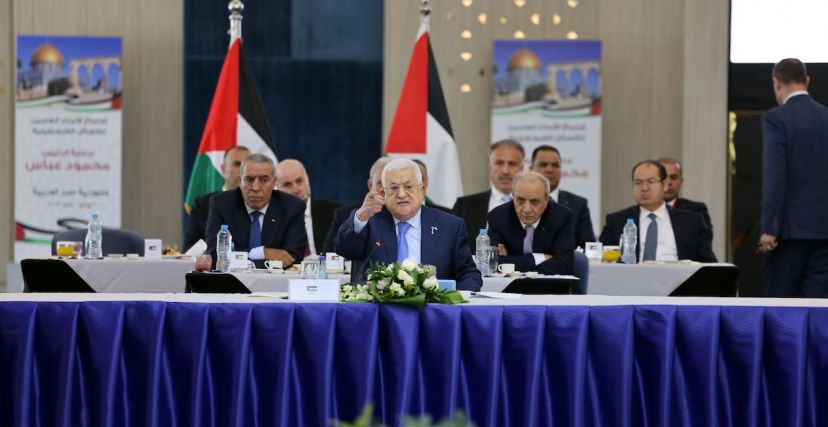 عباس في اجتماع الامناء العامين
