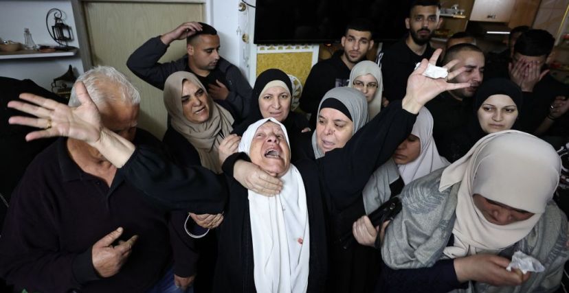 والدة أحد شهداء مخيم طولكرم بالضفة الغربية، الأربعاء -  ZAIN JAAFAR/AFP via Getty Images