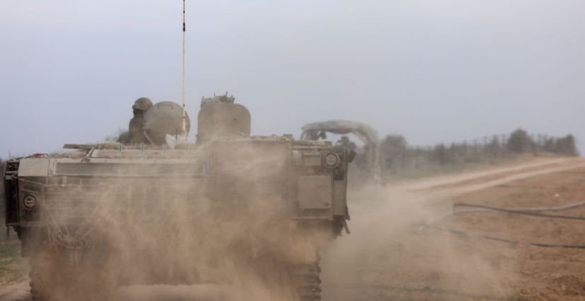 دبابة إسرائيلية في قطاع غزة - getty 