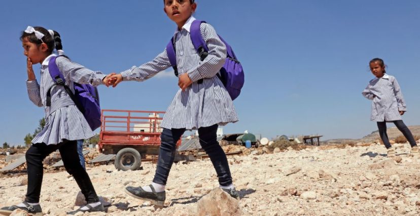 يفترض أن يعود الطلبة لمدارسهم بالضفة الغربية الأحد - AHMAD GHARABLI/ Getty Images