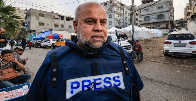 الصحافي وائل الدحدوح أثناء التغطية في قطاع غزة -  MAHMUD HAMS/ Getty Images