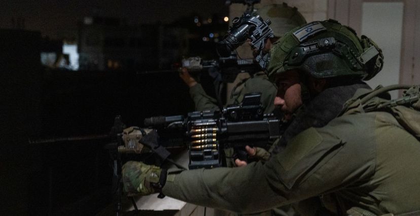 جنود من جيش الاحتلال أثناء القتال في قطاع غزة 